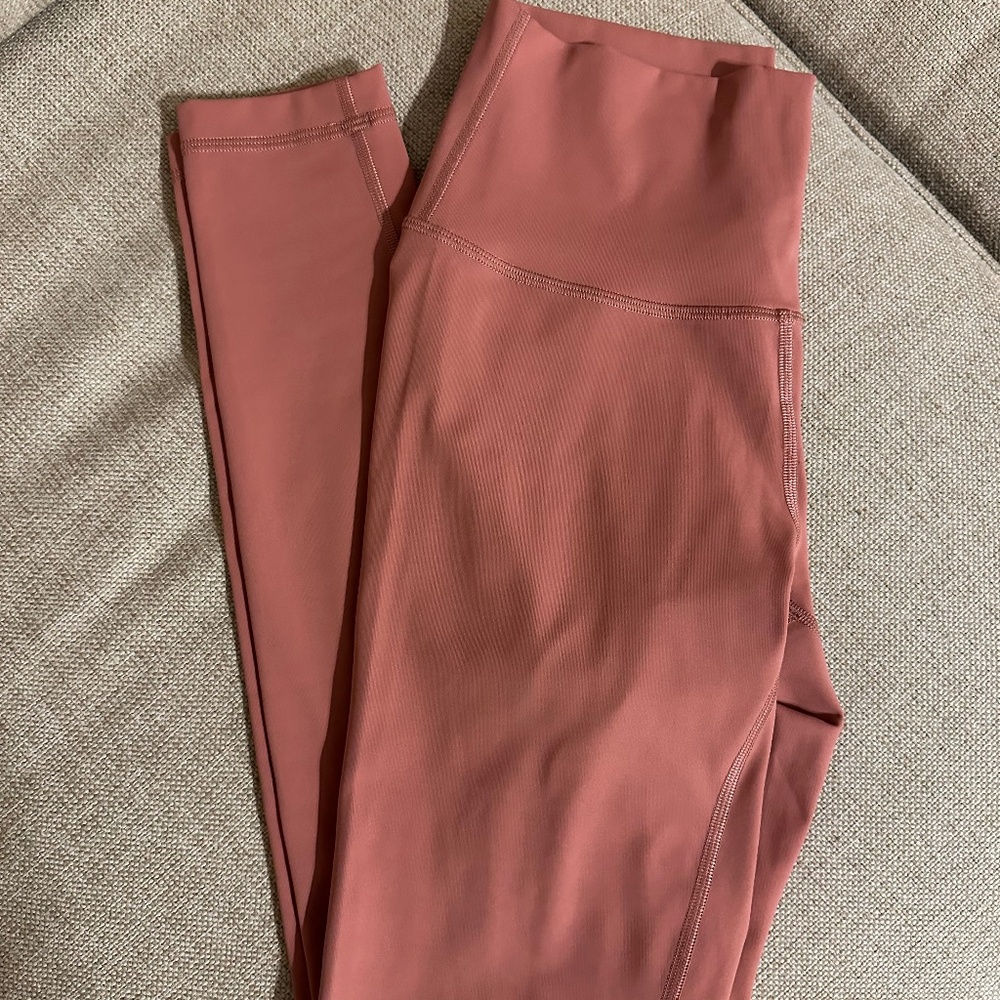 Lulu Leggings Size 4